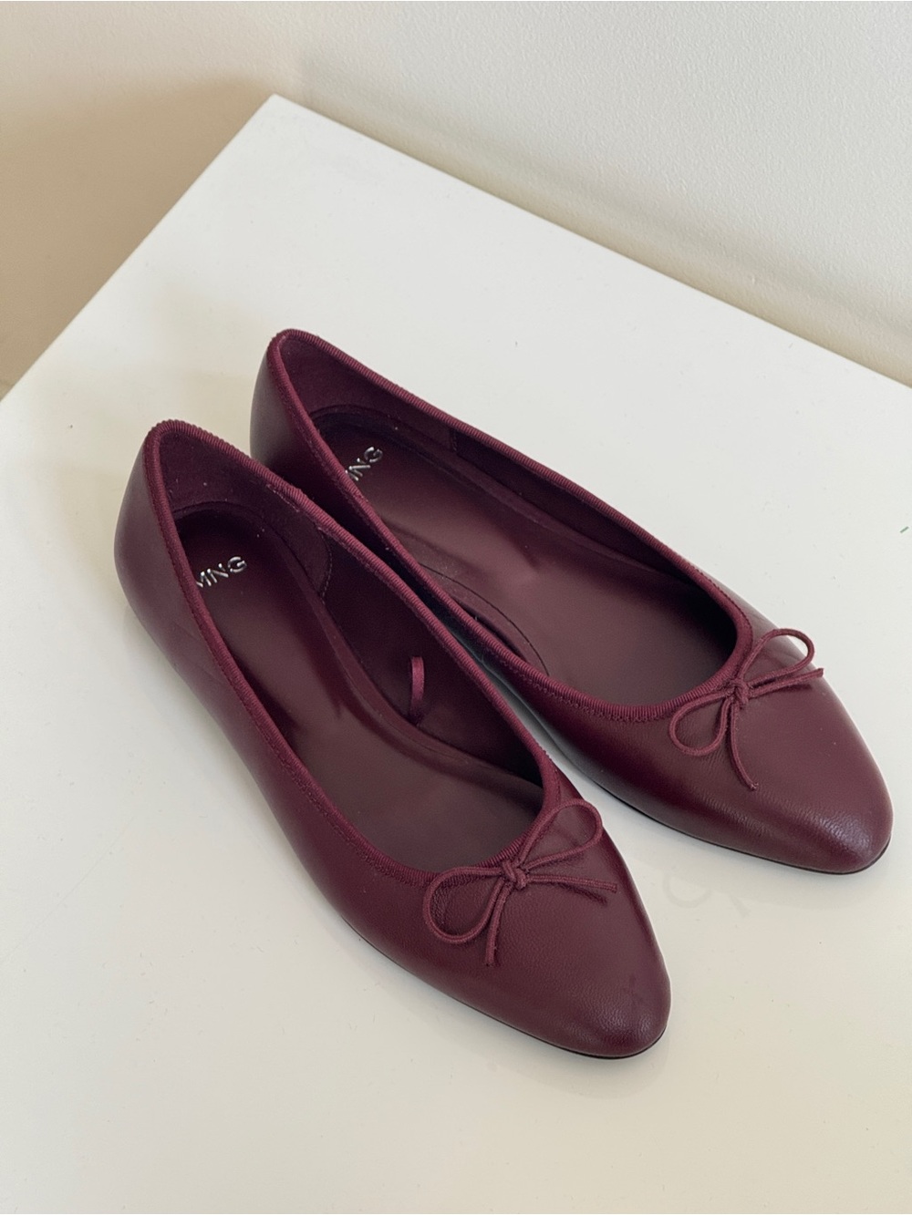Brand new Mango Leather Women’s Burgundy Ballet Flats with Bow